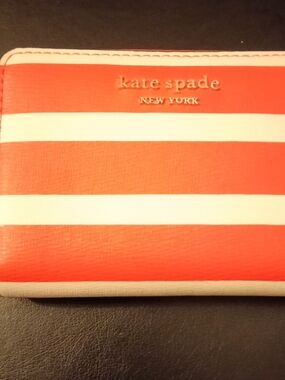 kate spade NY Spencer Orange and White Striped Zip Wallet NWT